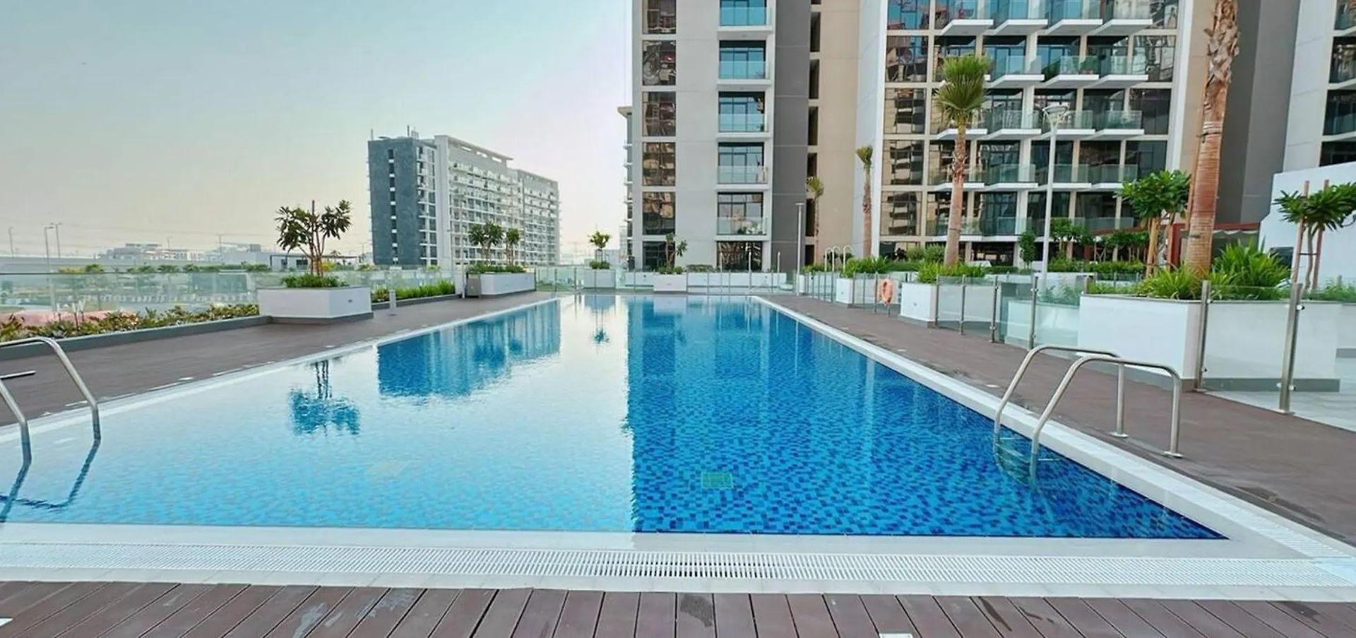 Stunning Brandnew 1Br Apartment Dubaj